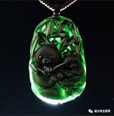 翡翠真的越戴越绿吗？揭秘背后的科学真相